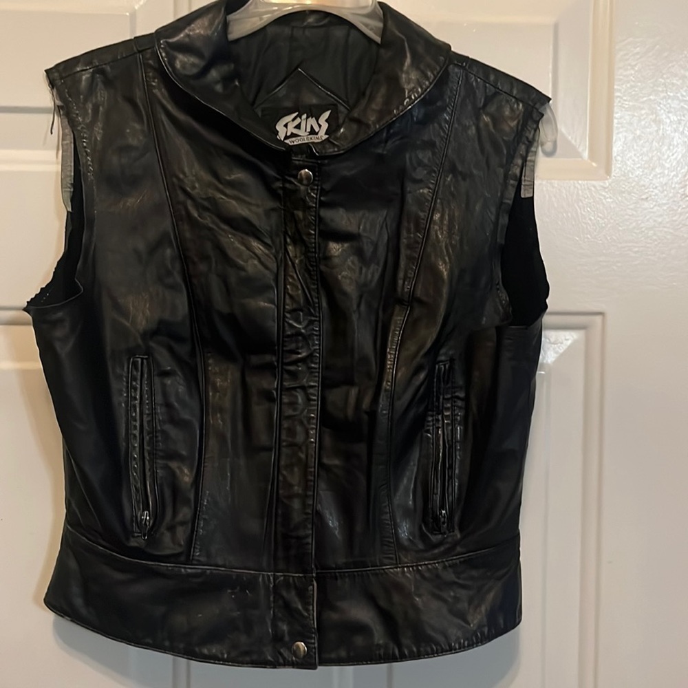 Skins leather like vest - vintage